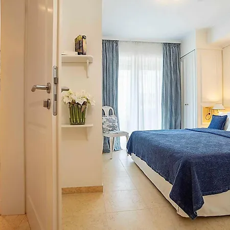 Strandresidenz_kuehlungsborn_ *